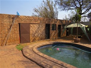 3 Bed House in Roodepoort Central