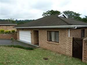 3 Bed House in Manors