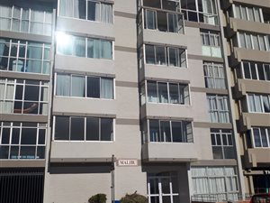 1 Bed Apartment in Humewood