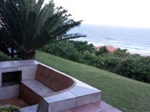 3 Bed Townhouse in Illovo Beach