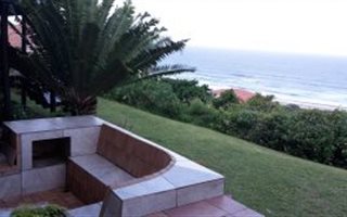 3 Bedroom Townhouse in Illovo Beach