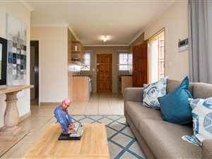 3 Bed House in Olievenhoutbosch