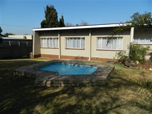 3 Bed House in Valhalla