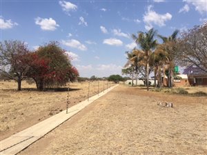 8.6 ha Farm in Tweefontein