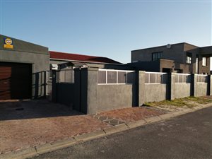 3 Bed House in Zeekoevlei