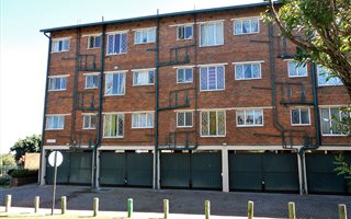 2 Bedroom Apartment in Croydon