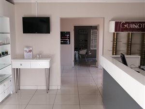 332 m² Commercial space in Doringkloof