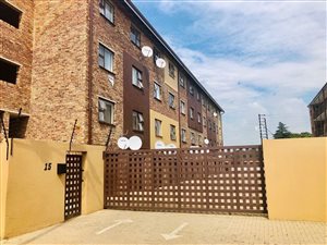 2 Bed Apartment in Kempton Park Central