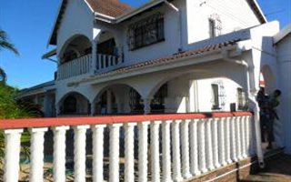 5 Bedroom House in Umhlatuzana