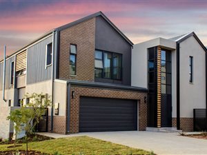 4 Bed House in Waterfall Country Village