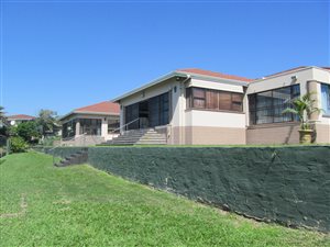 8 Bed House in Pennington