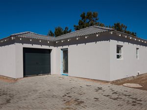 3 Bed Townhouse in Overbaakens