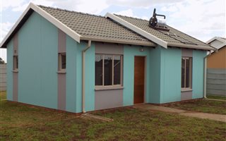 2 Bedroom House in Sky City