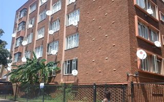 1376 m² Commercial space in Sunnyside