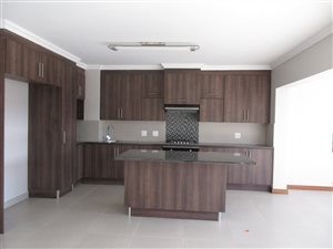 3 Bed House in Midstream Meadows