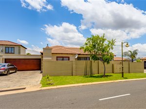 3 Bed Townhouse in Arundo Estate