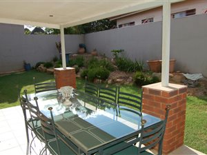 2 Bed House in Bronkhorstbaai