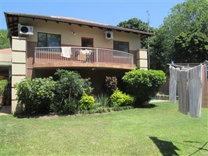 7 Bed House in Meerensee