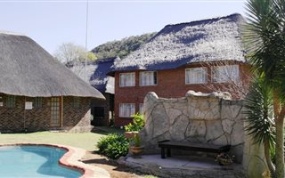 2 Bedroom Apartment in Mookgophong (Naboomspruit)