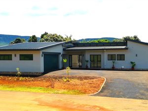 3 Bed House in Town Bush Valley