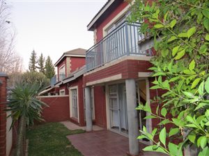 2 Bed Townhouse in Rhodesdene