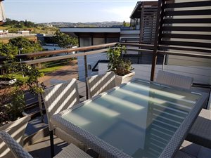 2 Bed Apartment in Salt Rock
