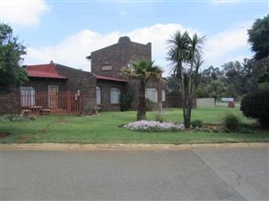 4 Bed House in Flora Gardens
