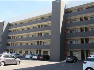 3 Bed Apartment in Athlone Park