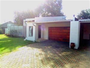 3 Bed House in Arcon Park