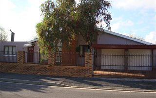 4 Bedroom House in Monte Vista