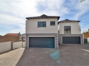 3 Bed Duet in Olympus AH