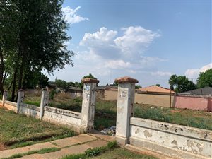 1473 m² Land available in Roodepoort North