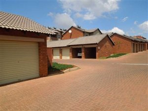 3 Bed Apartment in Sagewood