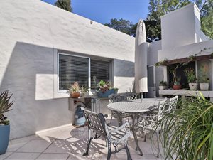 1 Bed Apartment in Durbanville Central