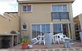 2 Bedroom Duplex in Tergniet
