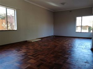 3 Bed House in Valhalla