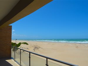 3 Bed Apartment in Paradise Beach
