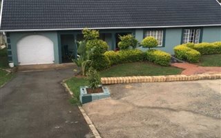 3 Bedroom House in Bisley