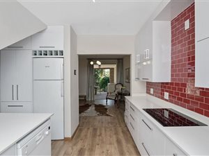 3 Bed Townhouse in Mill Hill