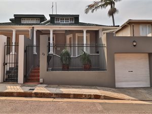 3 Bed House in Morningside