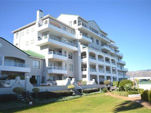 3 Bed Apartment in Greenways Golf Estate