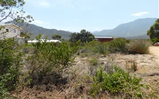 608 m² Land available in Pringle Bay