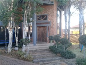4 Bed House in Bendor