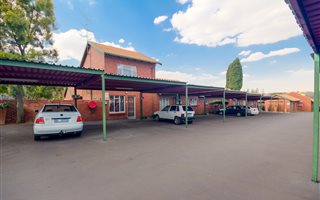 3 Bedroom Townhouse in Edleen