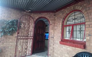 3 Bedroom House in Moretele View