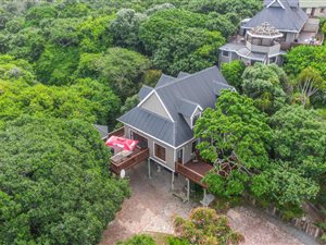 13 Bed House in Port Alfred