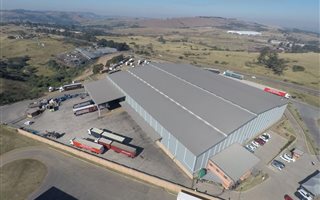 10000 m² Industrial space in Cato Ridge