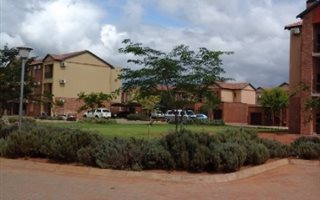 2 Bedroom Flat in Lephalale (Ellisras)