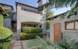 4 Bedroom House in Boardwalk Meander