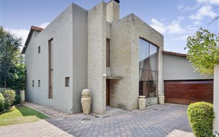 4 Bedroom House in Stone River Estate